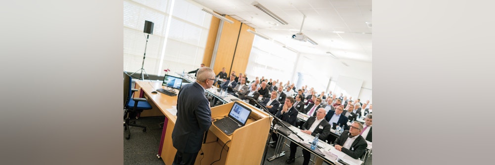 Materialvielfalt in der Möbelbranche, Lösungen beim LEUCO Fachsymposium