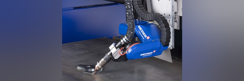 Bevel-R™: Kompaktes Plasmafasen- Aggregat mit 5 Achsen