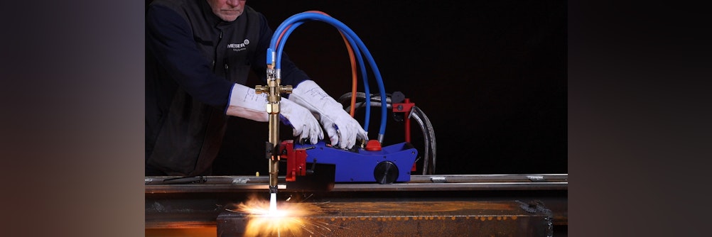 SECATOR-GENERATION VON MESSSER CUTTING SYSTEMS