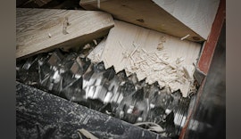 Restholz und Holzabfälle zerkleinern